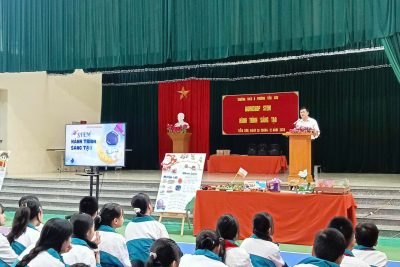 Hoạt động trải nghiệm STEM trong nhà trường năm học 2025-2026
